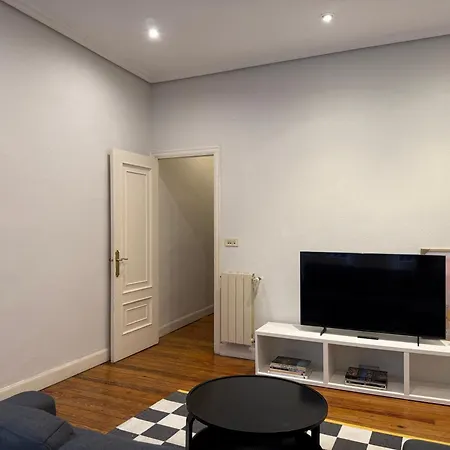 Amplio En Casco Viejo - Corazon De * Bilbao