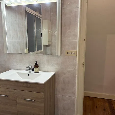 Amplio En Casco Viejo - Corazon De Apartmán *