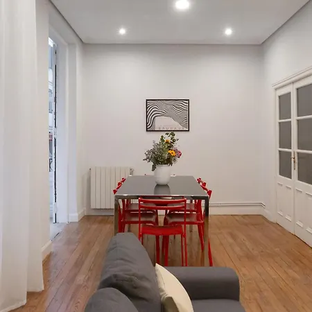 Amplio En Casco Viejo - Corazon De * בילבאו